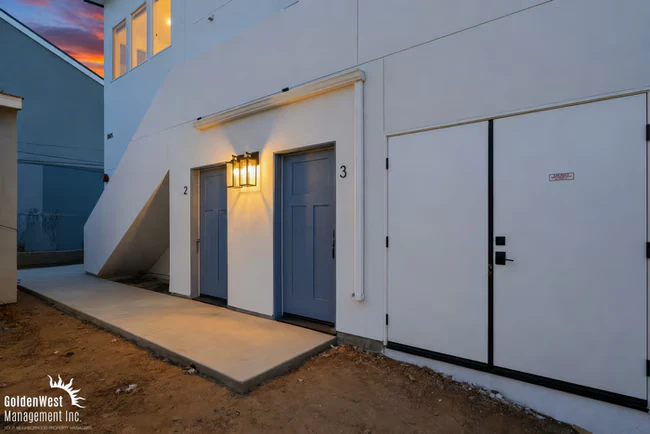 3075 Hawthorn St San Diego, CA 92104