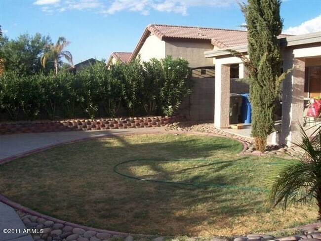 2018 S 85th Ave Tolleson, AZ 85353 photo 2