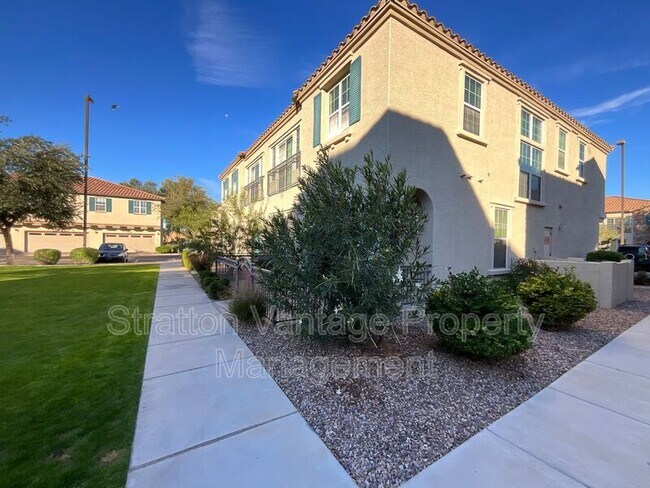 4709 E Portola Valley Dr Gilbert, AZ 85297 photo 3