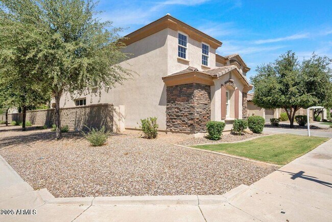 4590 E Waterman St Gilbert, AZ 85297 photo 3