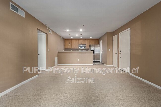 4704 E Paradise Village Pkwy N Phoenix, AZ 85032 photo 3