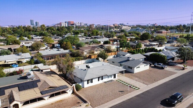 522 W 19th St Tempe, AZ 85281 photo 5