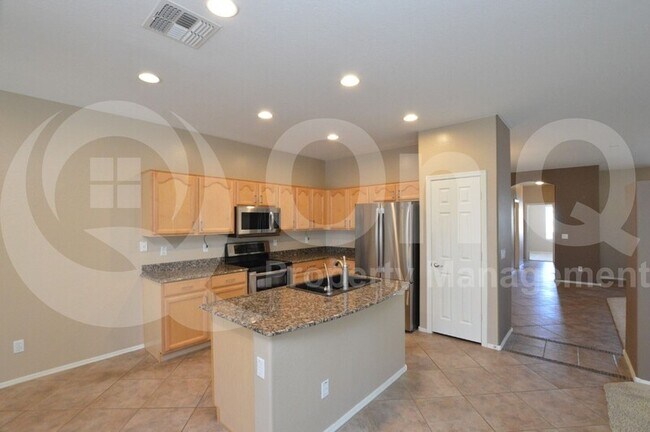 3371 E Canary Way Chandler, AZ 85286 photo 3