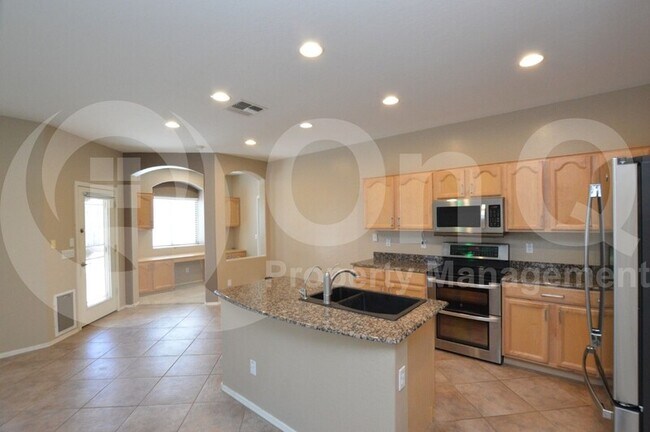 3371 E Canary Way Chandler, AZ 85286 photo 4