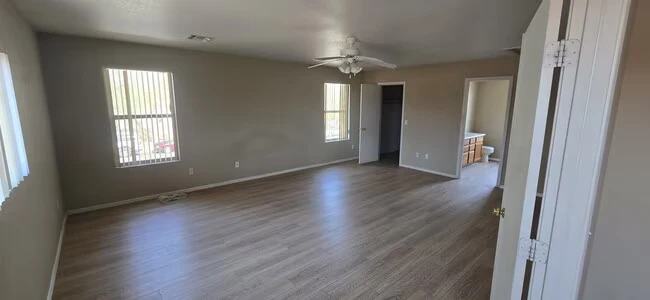 2369 E 35th Ave Apache Junction, AZ 85119 photo 4
