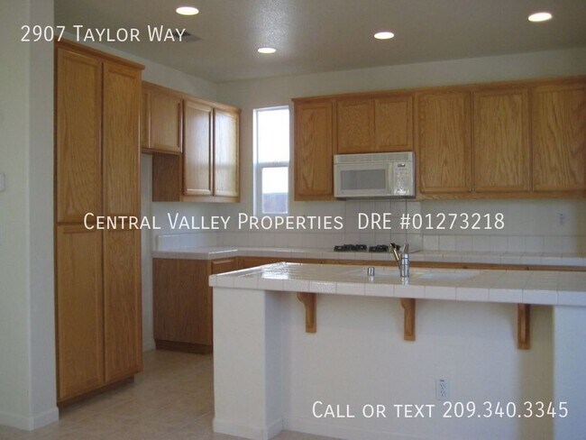 2907 Taylor Way Tracy, CA 95377 photo 4
