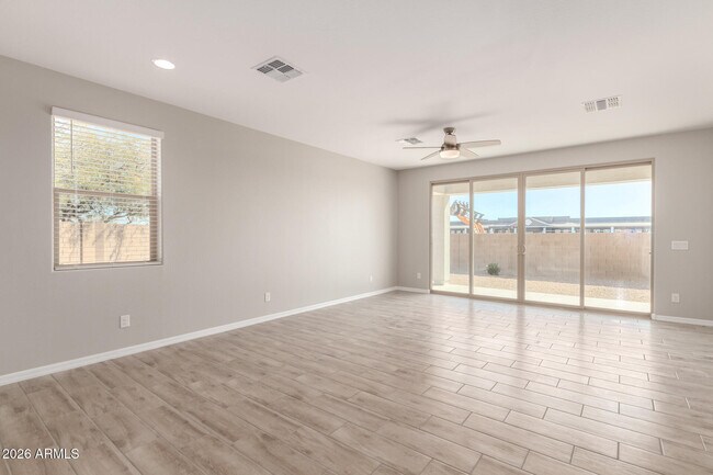 1275 E Jahns Dr Casa Grande, AZ 85122 photo 5