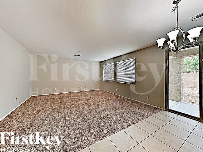 12061 W Rowel Rd Peoria, AZ 85383 photo 3