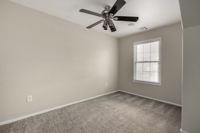 2639 S Harmony Ave Gilbert, AZ 85295 photo 4