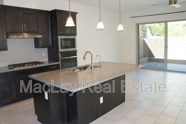 7496 E Via De Luna Via Scottsdale, AZ 85255 photo 2