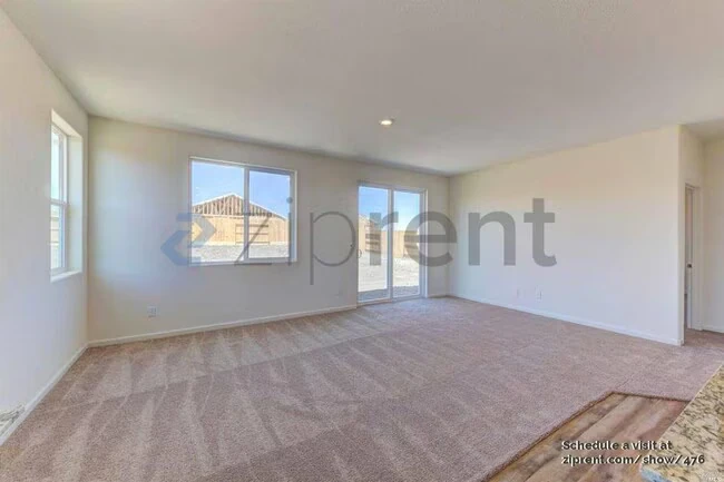 4688 Lincoln Lndg photo 4