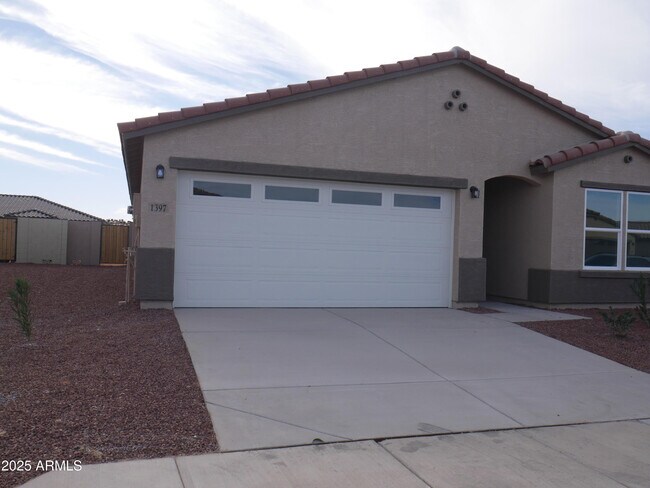 1397 E Peggy Dr