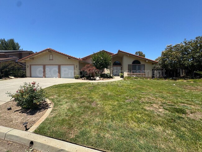 6255 Hidden Meadow Ct photo 2