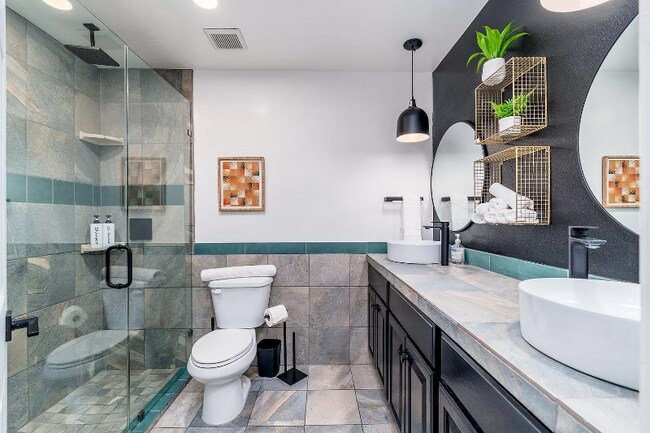 2027 E Glendale Ave Phoenix, AZ 85020 photo 5