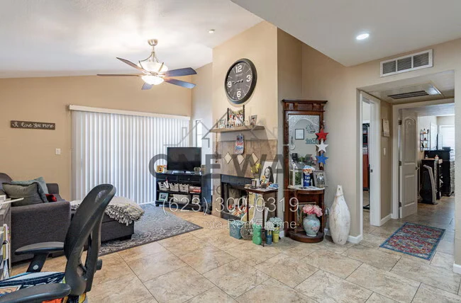 2855 S Ext Rd Mesa, AZ 85210 photo 4