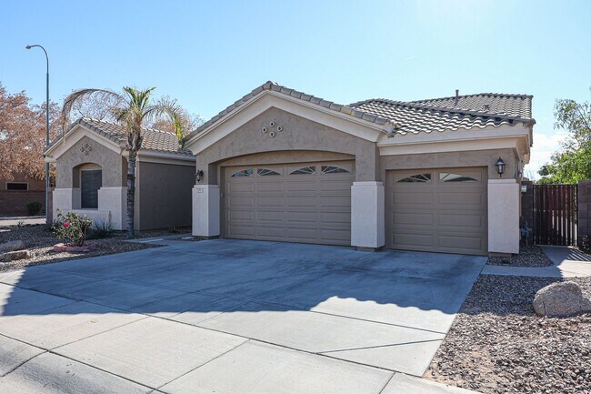 1091 E Kaibab Pl Chandler, AZ 85249 photo 2