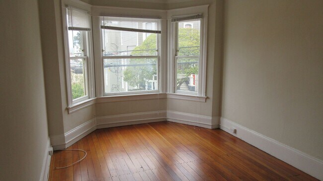 1333 Lyon St San Francisco, CA 94115 photo 4