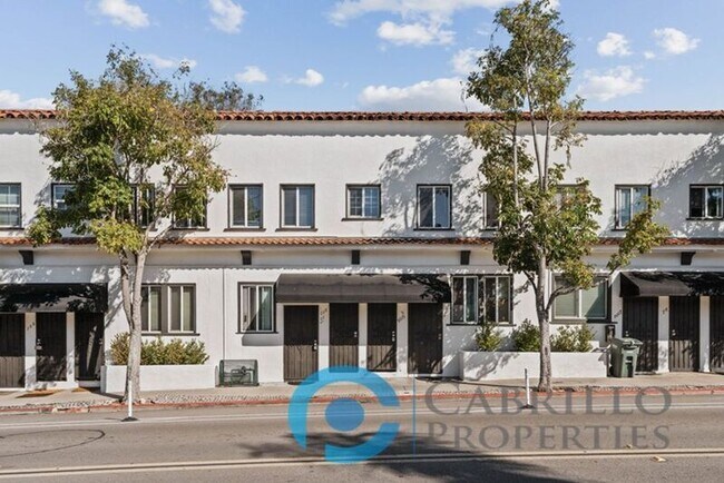 3005 1/2 30th St San Diego, CA 92104 photo 2