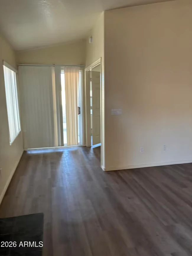 1074 N Saguaro St Chandler, AZ 85224 photo 2