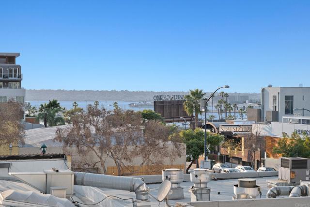 1970 Columbia St San Diego, CA 92101 photo 2