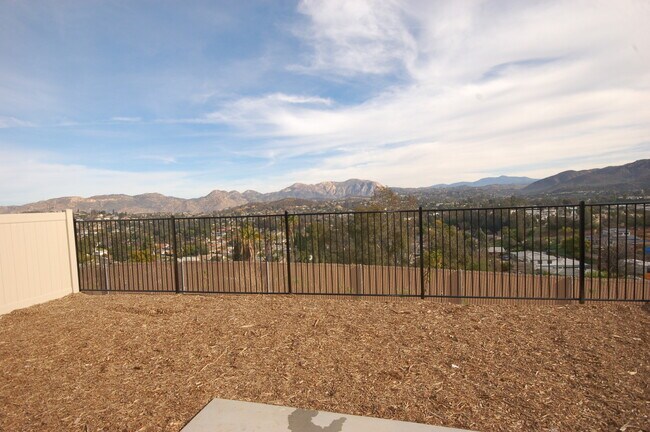 13314 Cuyamaca Vista Dr Lakeside, CA 92040 photo 4