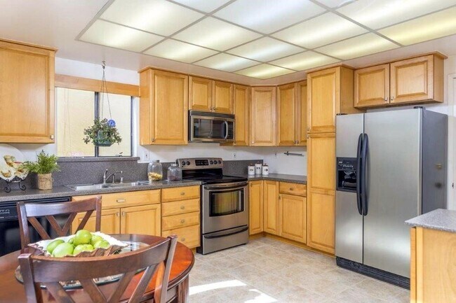 108 Northcreek Cir Walnut Creek, CA 94598 photo 5