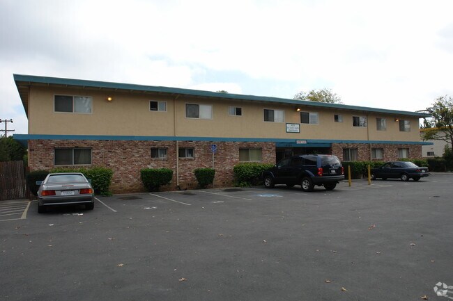 4250 Central Ave photo 5