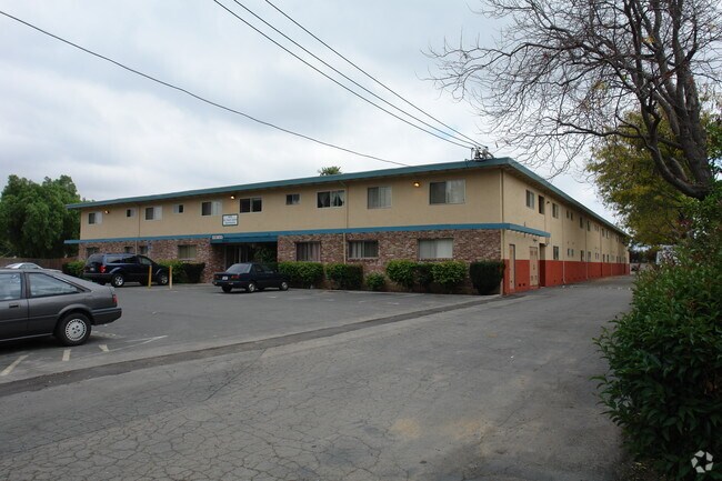4250 Central Ave photo 4