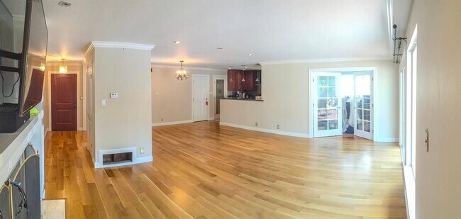 1513 Williams Ave Belmont, CA 94002 photo 2