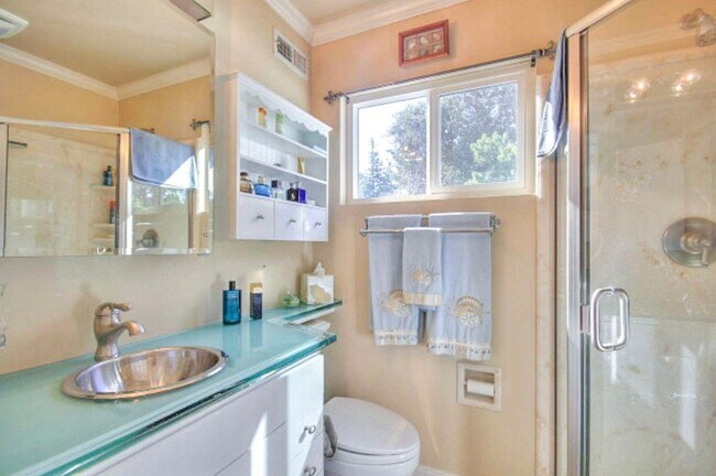 1513 Williams Ave Belmont, CA 94002 photo 3