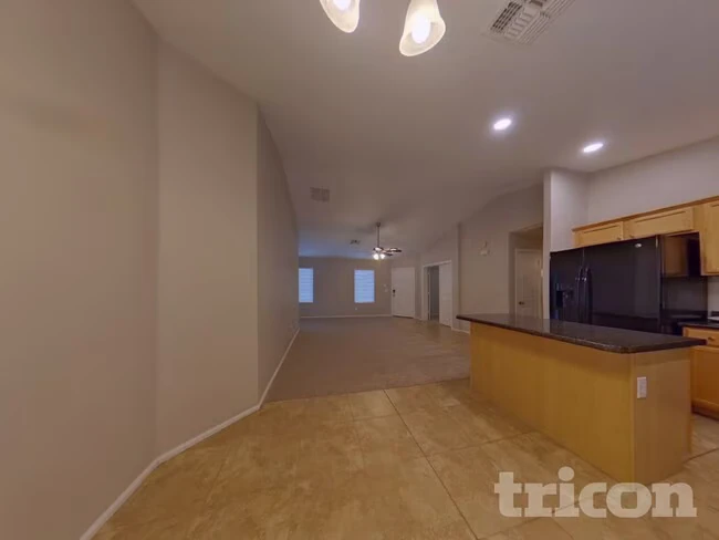 28876 N Coal Ave San Tan Valley, AZ 85143 photo 4