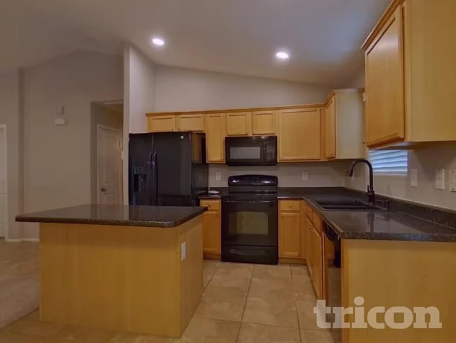28876 N Coal Ave San Tan Valley, AZ 85143 photo 5
