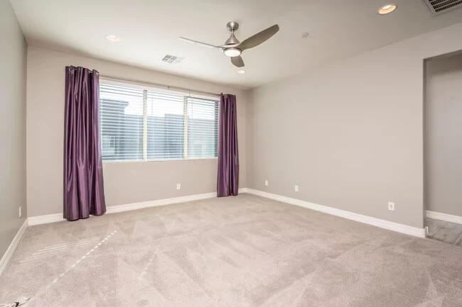 1977 W Kinfield Trail Phoenix, AZ 85085 photo 5