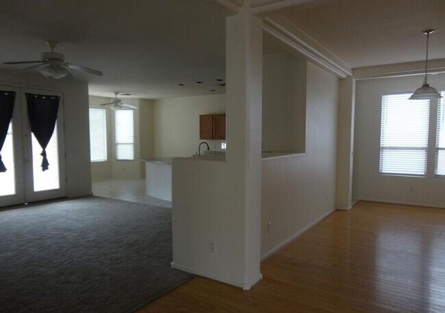 15782 N 162 Ln Surprise, AZ 85374 photo 4