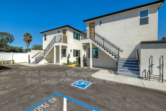 630 N Juniper St Escondido, CA 92025 photo 3