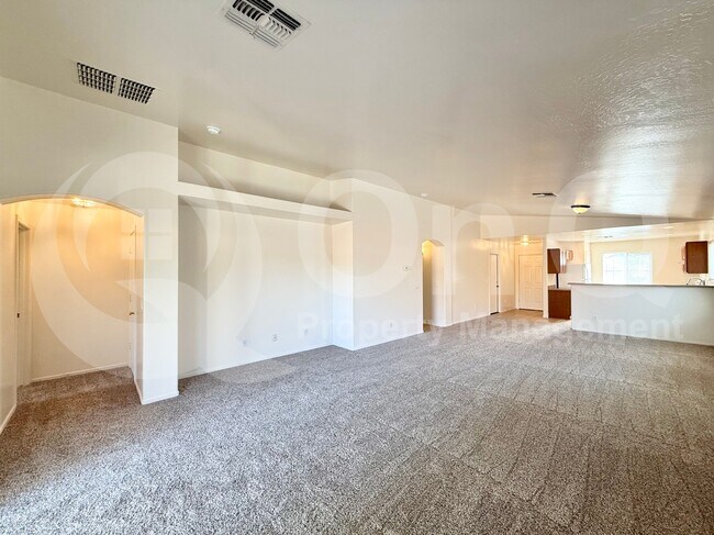 3425 S 95th Dr Tolleson, AZ 85353 photo 4