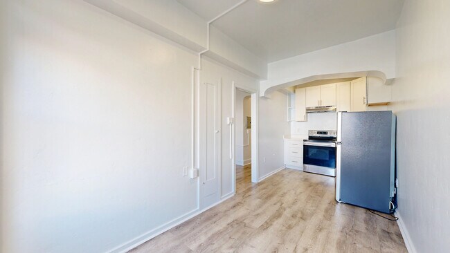 727 Ellis St San Francisco, CA 94109 photo 2