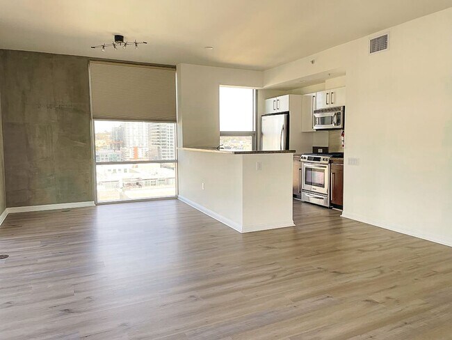 321 Tenth Ave San Diego, CA 92101 photo 5