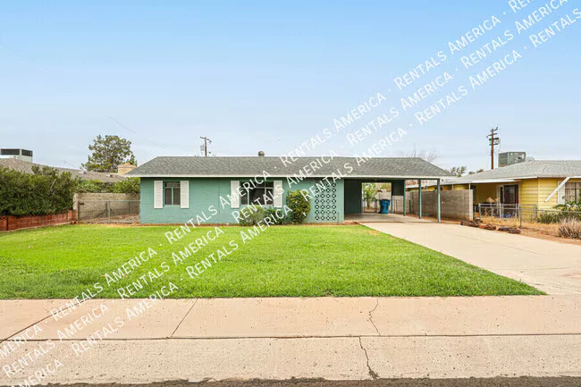 1723 W Indianola Ave photo 4