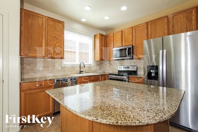 17173 W Post Dr Surprise, AZ 85388 photo 5