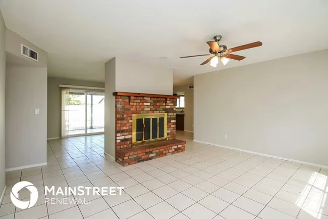 650 W 22nd Ave Apache Junction, AZ 85120 photo 2