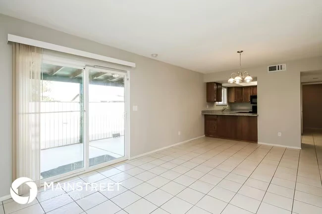 650 W 22nd Ave Apache Junction, AZ 85120 photo 4
