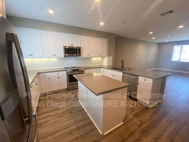 713 Shoreline Rd Chula Vista, CA 91910 photo 5