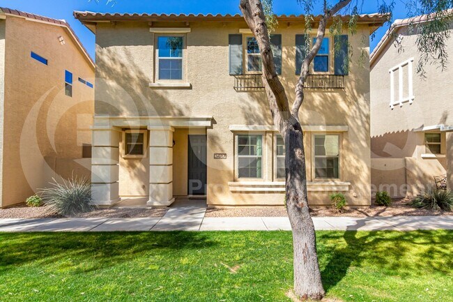 3487 S Posse Trail Gilbert, AZ 85297 photo 4