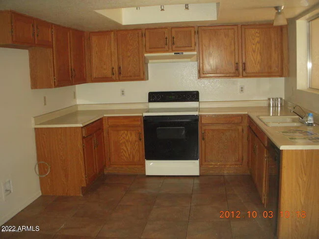 1109 N Oak Ct Gilbert, AZ 85233 photo 2