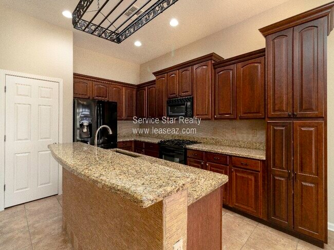 17797 W Desert View Ln Goodyear, AZ 85338 photo 5