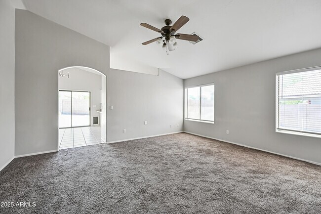351 N Wildrose Mesa, AZ 85207 photo 3