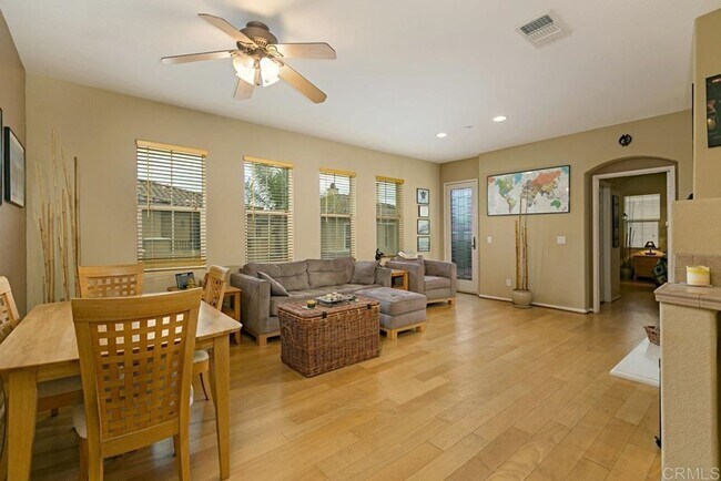 9216 Piatto Ln San Diego, CA 92108 photo 3