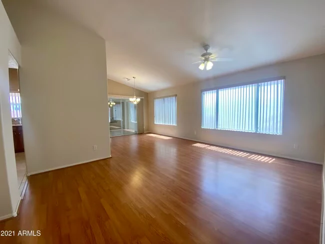 14562 W Moccasin Trail Surprise, AZ 85374 photo 2