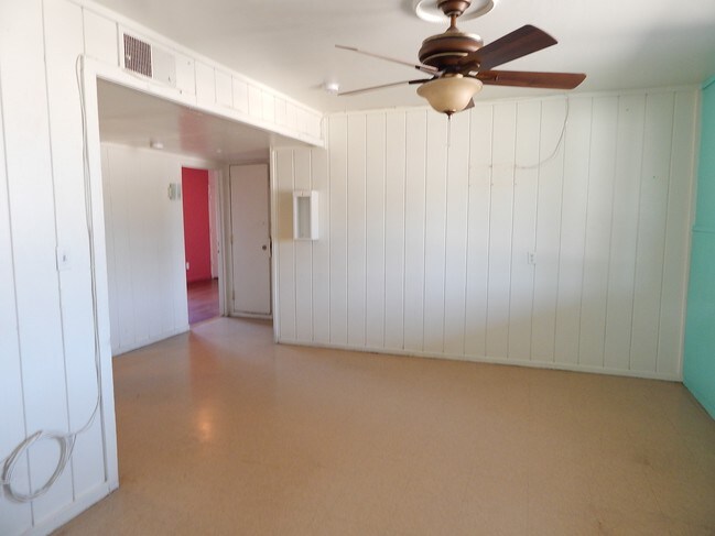 1719-1733 W Mountain View Rd Phoenix, AZ 85021 photo 4
